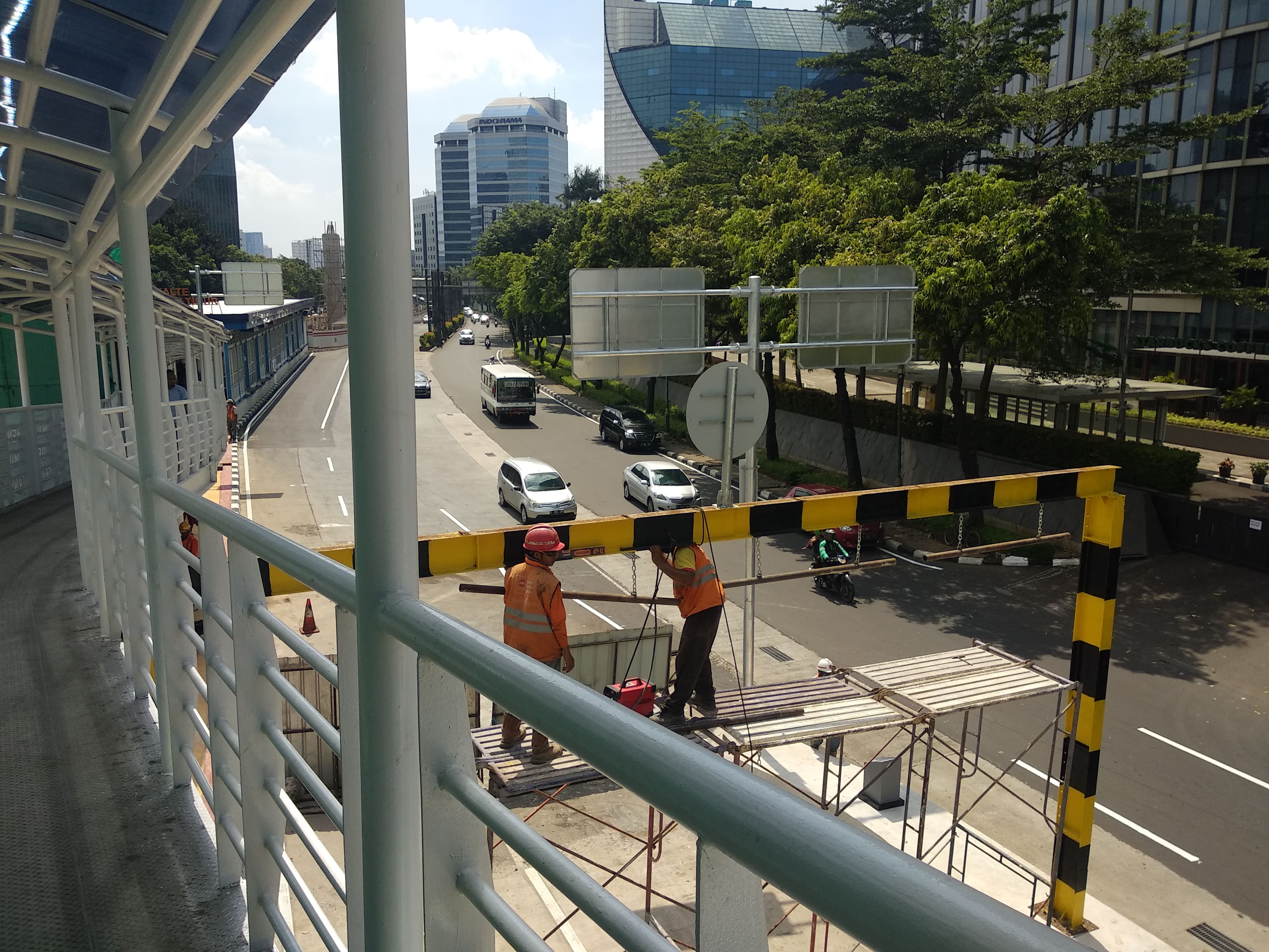 Instalaciones de obra pública o privada